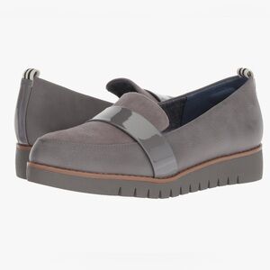 Dr. Scholl's Gray Loafers Dr. Scholl's Webster platform loafers in gray. Size 7M